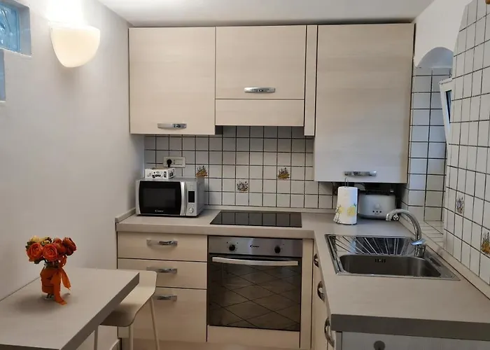 Beautiful loft-Località Le Grazie- Comune Portovenere