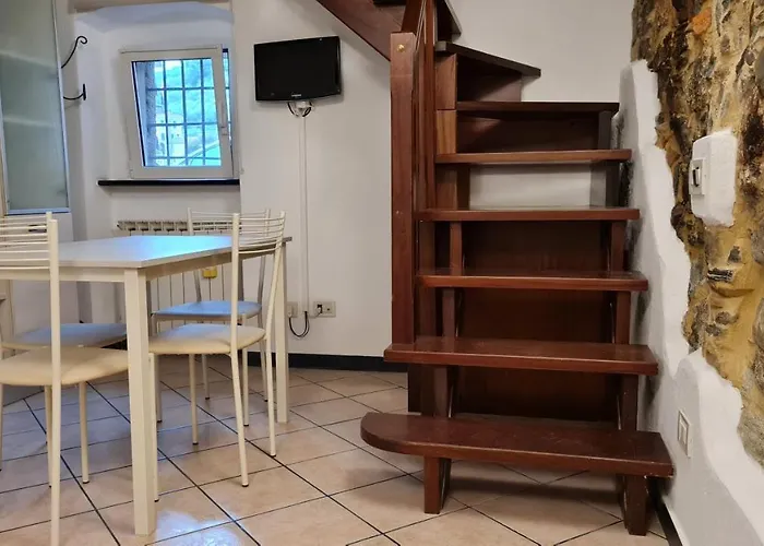 Beautiful loft-Località Le Grazie- Comune Portovenere